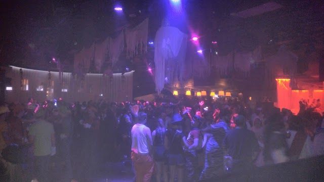 Revolution-Night Club